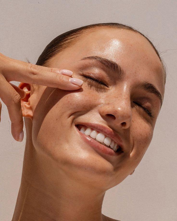 The Ultimate Guide to Skincare Collagen: Benefits, Types & How to Use It