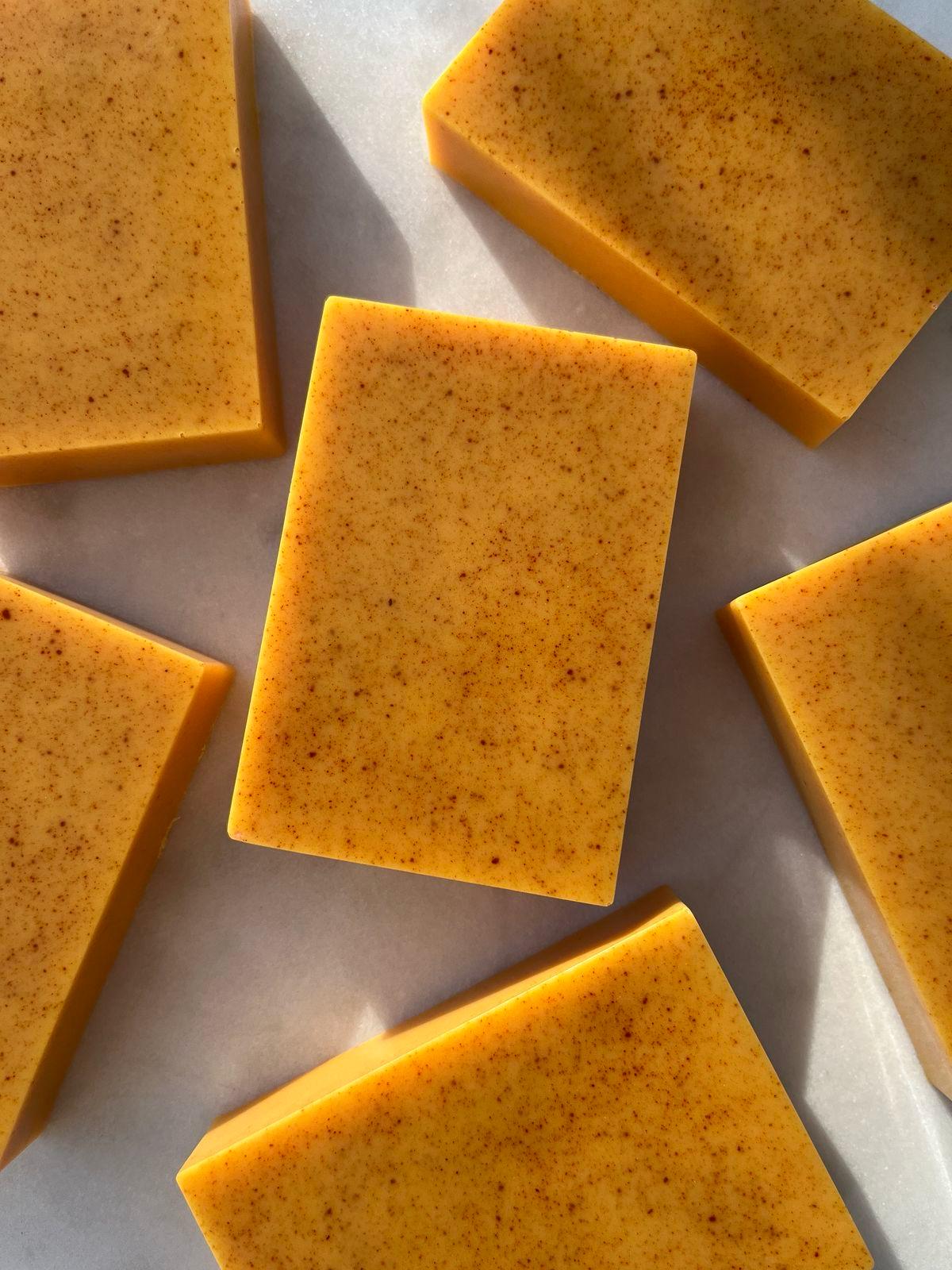 Turmeric Kojic Acid Soap - Imperfection / Hyperpigmentation & Dark spot